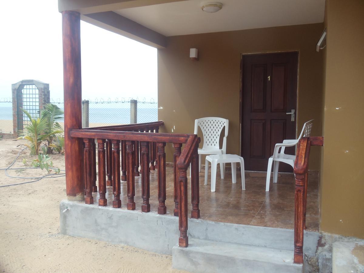 Sea Bay Resort Wennappuwa Exteriér fotografie