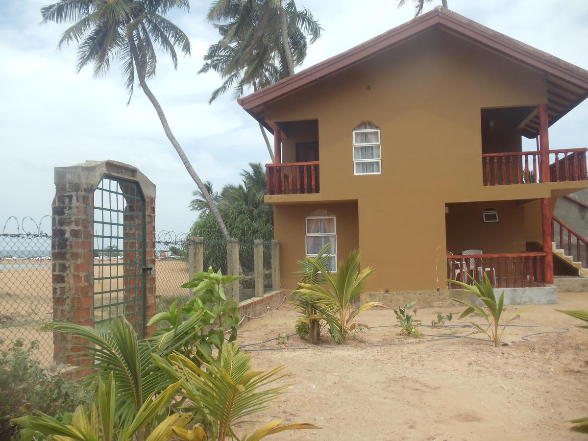 Sea Bay Resort Wennappuwa Exteriér fotografie